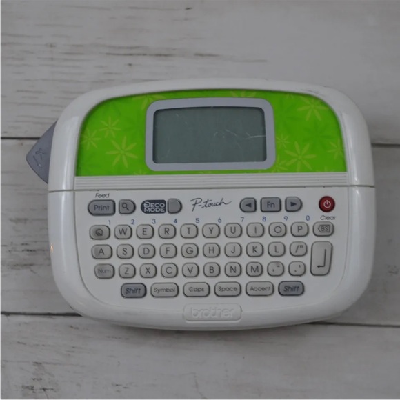 Brother Personal Labeler P-touch PT-90 Label Maker Thermal Printer Home/Office - Picture 1 of 2